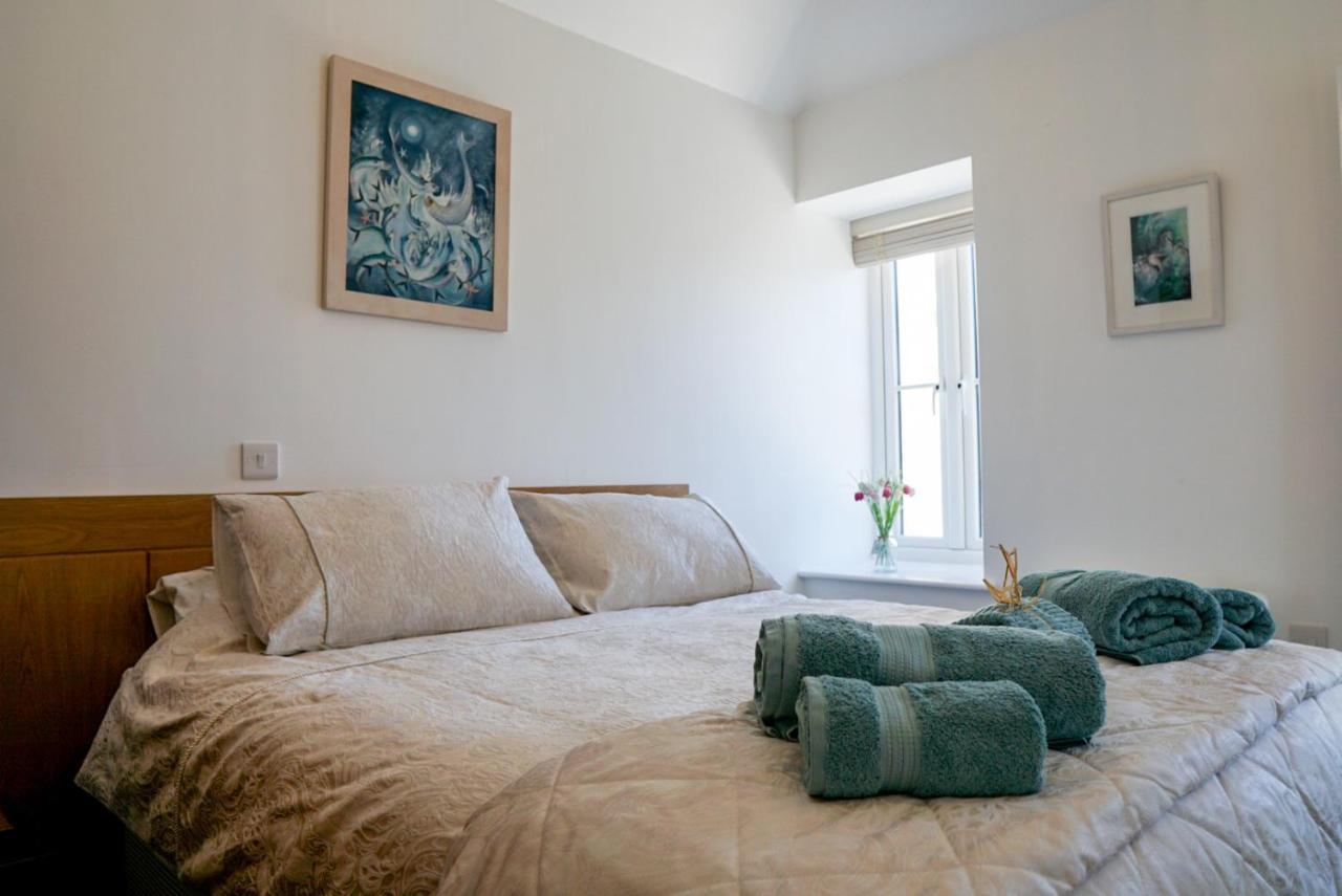 The Annex, Tregoddick Barn Apartment Penzance Bagian luar foto